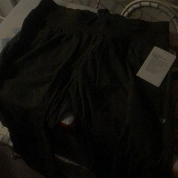 Victoria secret suite like new - Picture 3 of 5